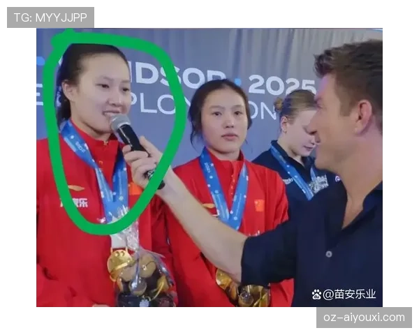 掌敏洁回家像个普通人，球场上却像走红毯到底谁能懂她？